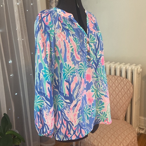 Lilly Pulitzer Elsa top - Picture 3 of 6